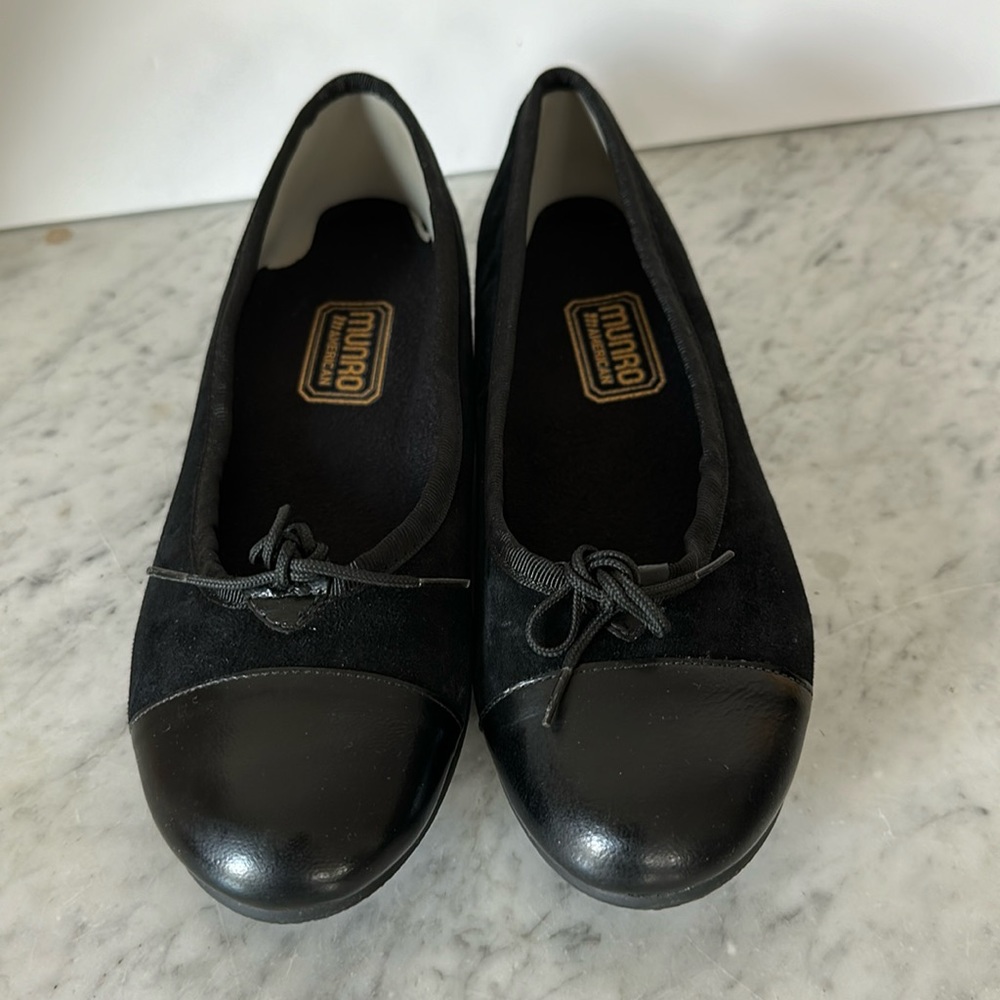 Munro American Shoes Walking Wedge black suede leather ballet slippers youth 2